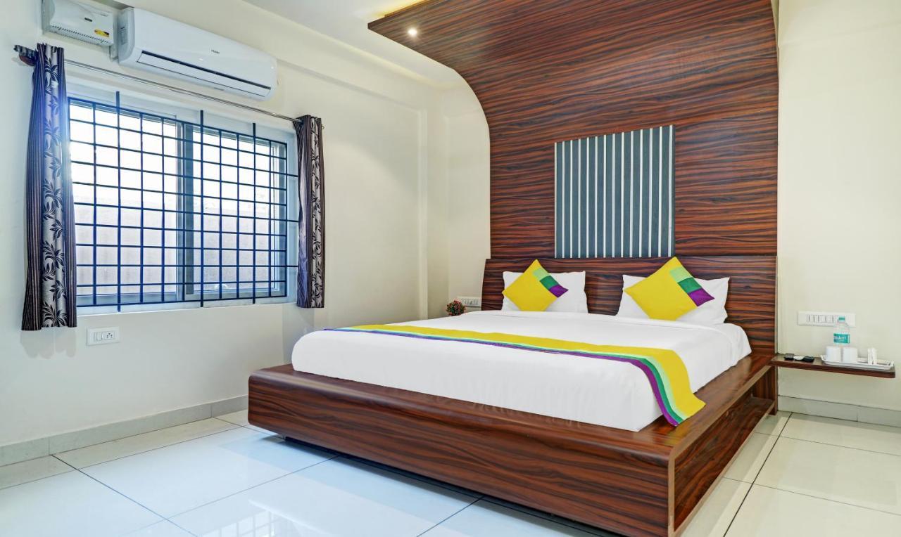 Itsy Hotels Colors Stay Chikmagalūr Zewnętrze zdjęcie